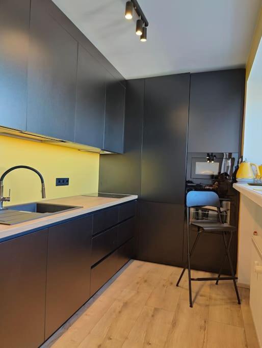 Lai Apartment In City Center Of Rakvere Bagian luar foto
